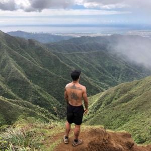 Meet your Posher, Y jin